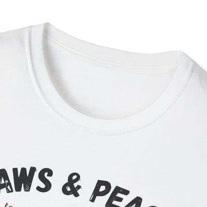 Beagle Hug Shirt – Cute Dog Lover Tee, Cozy Graphic Gift for Pet Moms & Dads