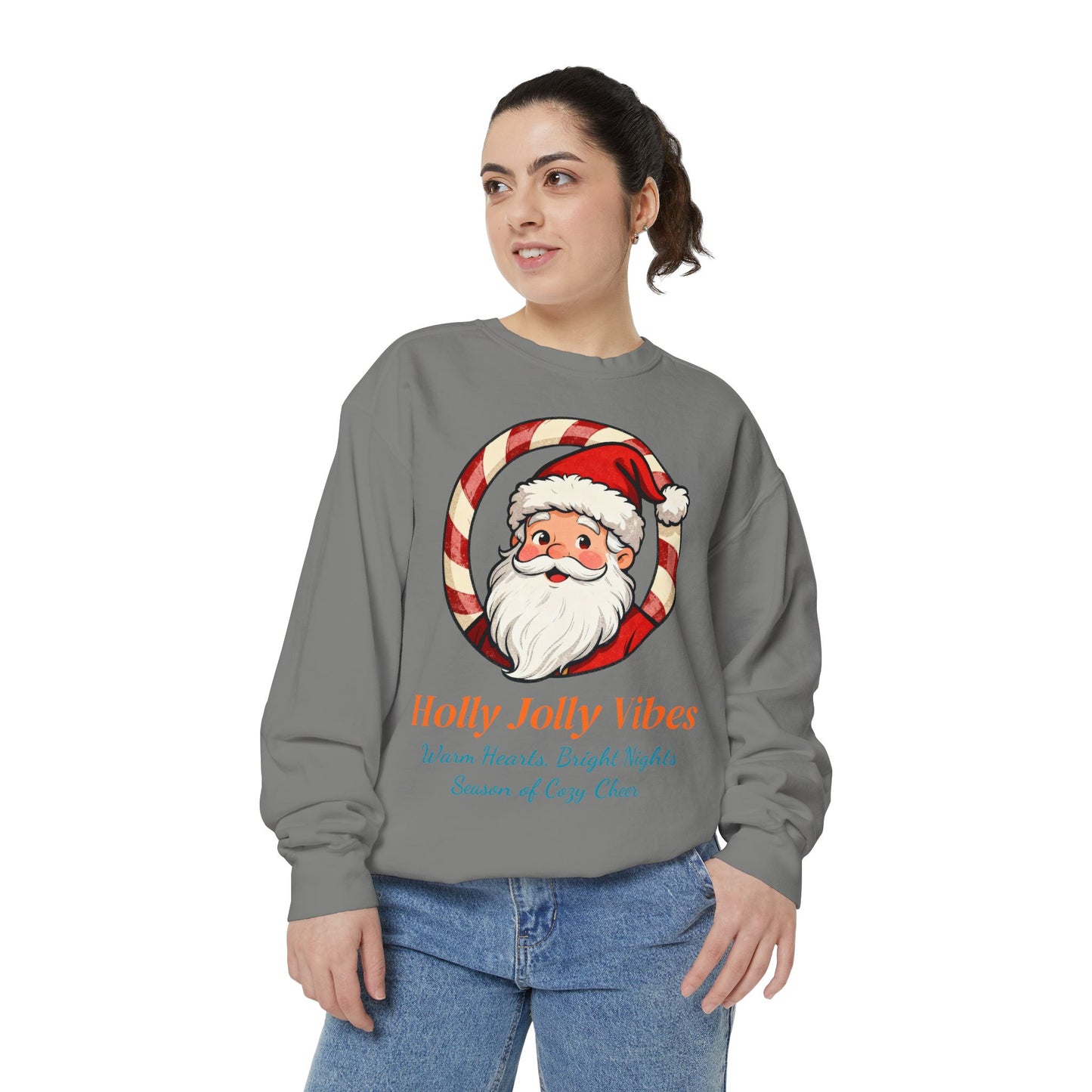 Vintage Santa Face Christmas Sweatshirt – Cozy “Holly Jolly” Holiday Pullover for Winter Cheer
