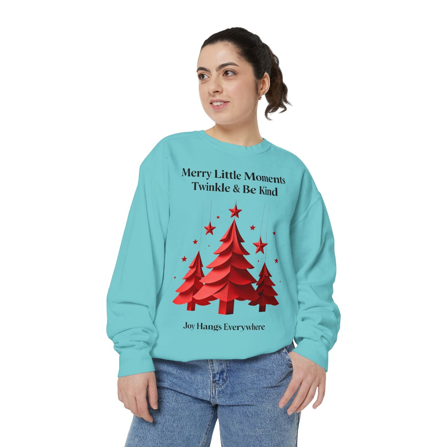 Twinkle & Kindness Christmas Pullover – Cute Holiday Graphic Sweatshirt for Winter Cheer