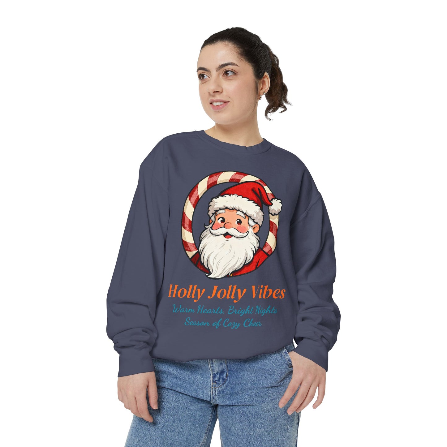 Vintage Santa Face Christmas Sweatshirt – Cozy “Holly Jolly” Holiday Pullover for Winter Cheer