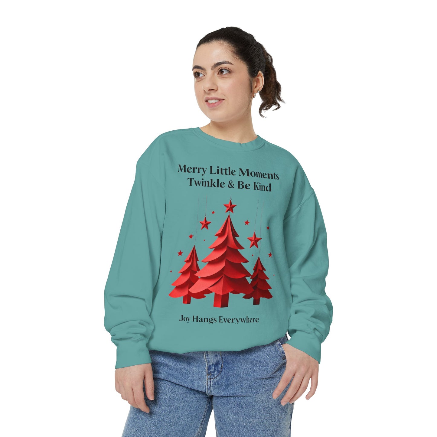 Twinkle & Kindness Christmas Pullover – Cute Holiday Graphic Sweatshirt for Winter Cheer