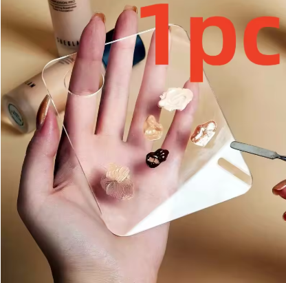 Acrylic Foundation Art Palette Square Heart-Shaped Cosmetic Liquid Mixing Plate Portable Makeup Blending Tool for Travel Daily